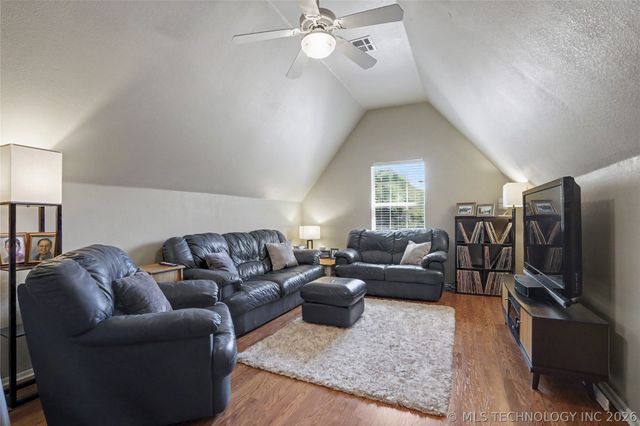10010 S 86th East Avenue, Tulsa, OK 74133