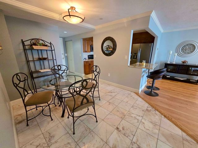 2001 Marina Dr 605, Quincy, MA 02171