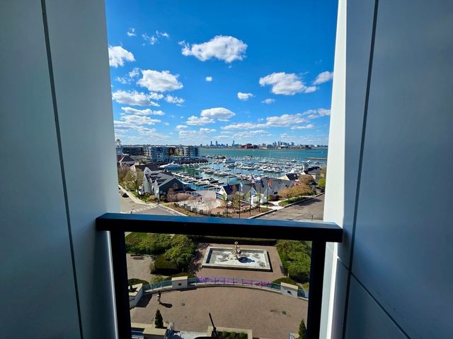 2001 Marina Dr 605, Quincy, MA 02171