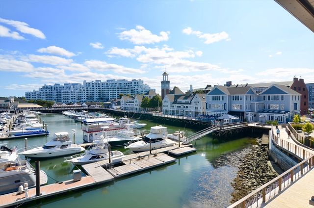 2001 Marina Dr 605, Quincy, MA 02171