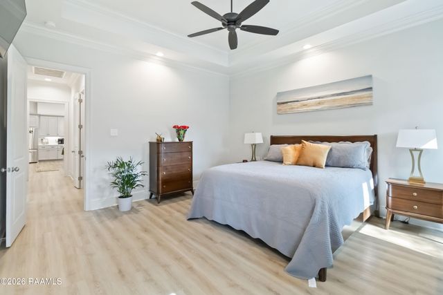 220 Treescape Drive, Lafayette, LA 70508