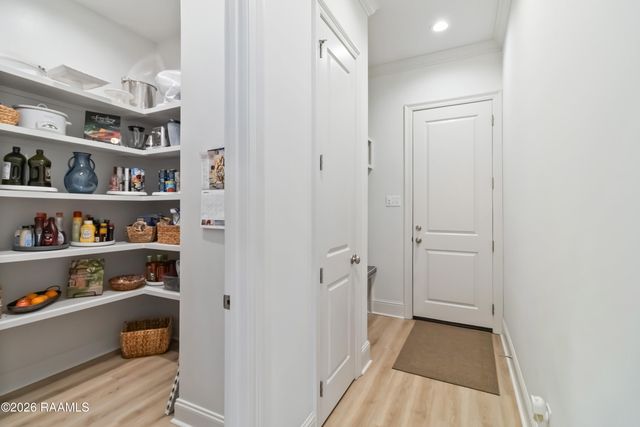 220 Treescape Drive, Lafayette, LA 70508