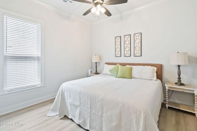 220 Treescape Drive, Lafayette, LA 70508