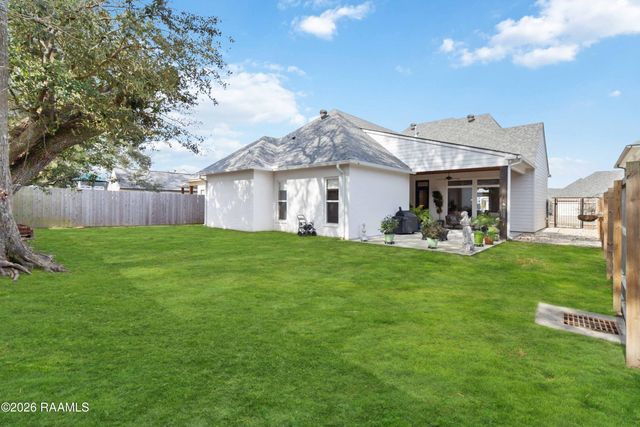 220 Treescape Drive, Lafayette, LA 70508