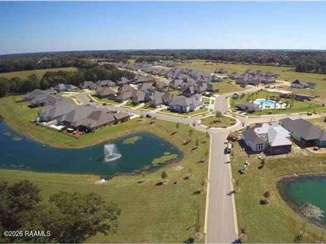220 Treescape Drive, Lafayette, LA 70508
