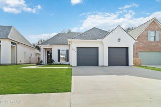 220 Treescape Drive, Lafayette, LA 70508