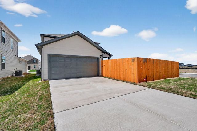 6001 Swedish Farms TER, Del Valle, TX 78617