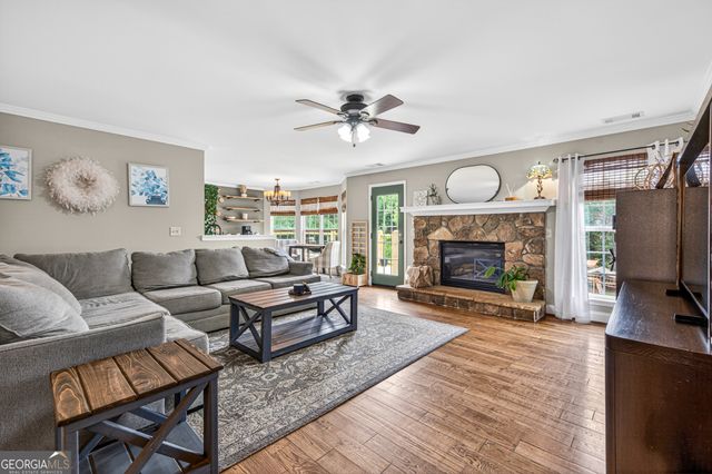 221 Grand Magnolia Lane, Clarkesville, GA 30523