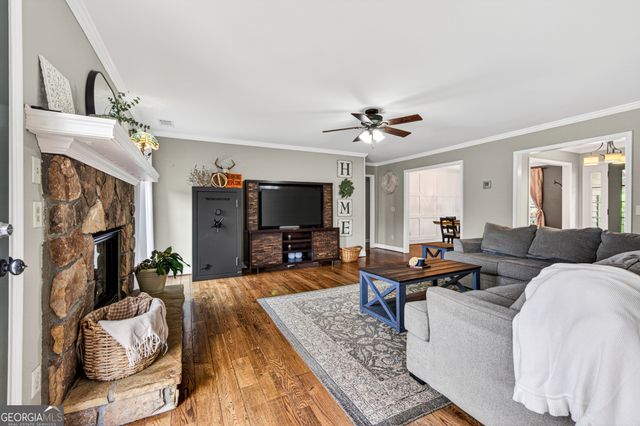 221 Grand Magnolia Lane, Clarkesville, GA 30523