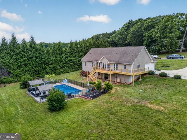 221 Grand Magnolia Lane, Clarkesville, GA 30523