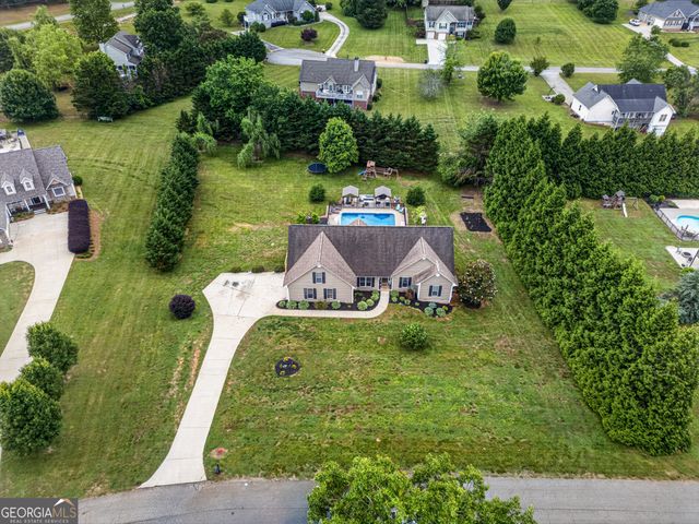 221 Grand Magnolia Lane, Clarkesville, GA 30523