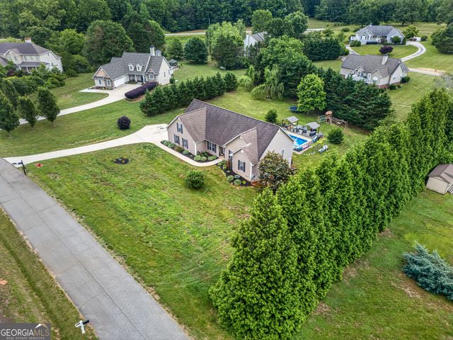 221 Grand Magnolia Lane, Clarkesville, GA 30523