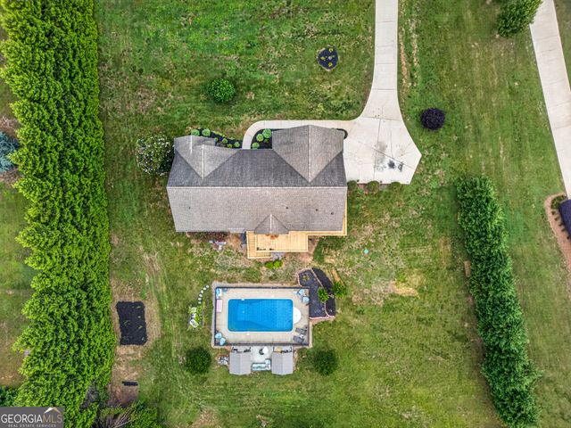221 Grand Magnolia Lane, Clarkesville, GA 30523