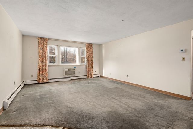 135 Willard St 8, Quincy, MA 02169