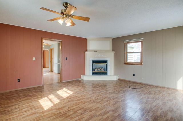 2001 8th Street N, Fargo, ND 58102