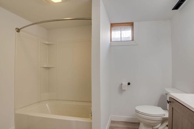 2001 8th Street N, Fargo, ND 58102