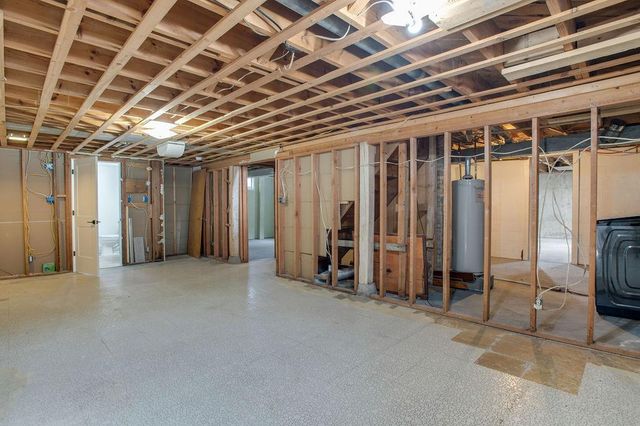 2001 8th Street N, Fargo, ND 58102