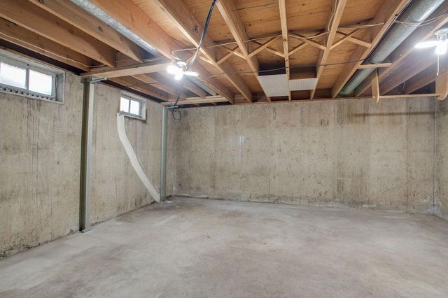 2001 8th Street N, Fargo, ND 58102