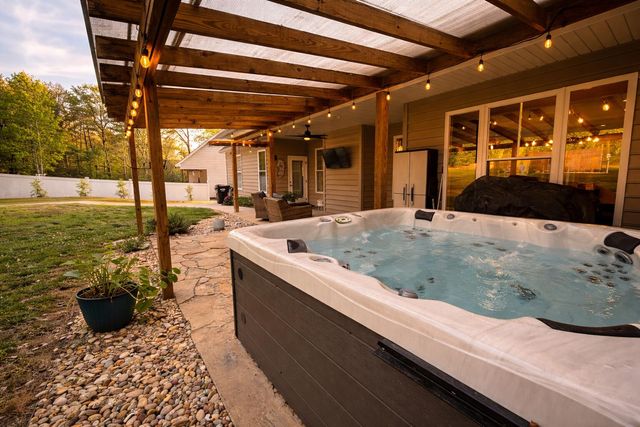 137 Covenant Cove NE, Cleveland, TN 37323
