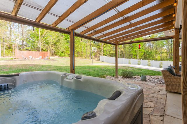 137 Covenant Cove NE, Cleveland, TN 37323