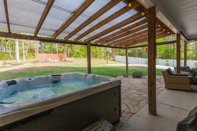 137 Covenant Cove NE, Cleveland, TN 37323