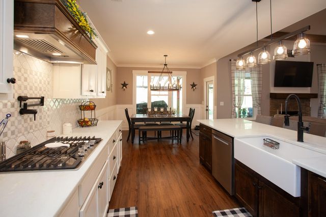 137 Covenant Cove NE, Cleveland, TN 37323