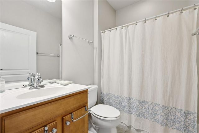 6221 Greenstone Circle, Hoschton, GA 30548