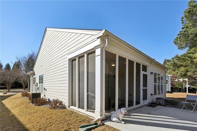 6221 Greenstone Circle, Hoschton, GA 30548