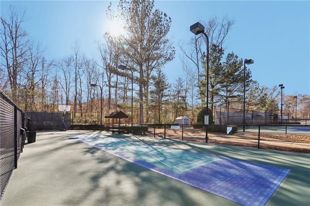 6221 Greenstone Circle, Hoschton, GA 30548