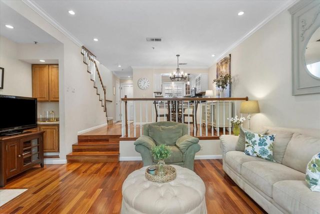 1555 Cherry Street 4, San Carlos, CA 94070
