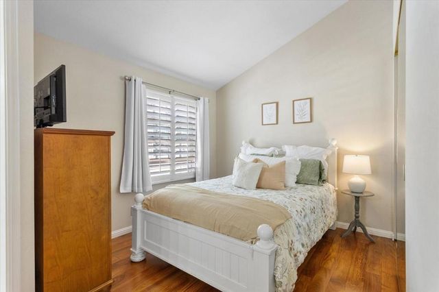1555 Cherry Street 4, San Carlos, CA 94070