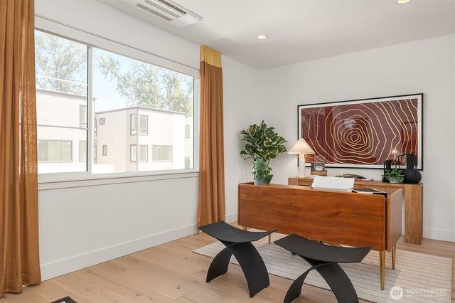 14821 Site 11 NE 2nd Court, Bellevue, WA 98007