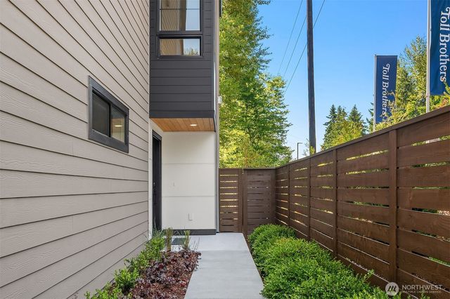 14821 Site 11 NE 2nd Court, Bellevue, WA 98007