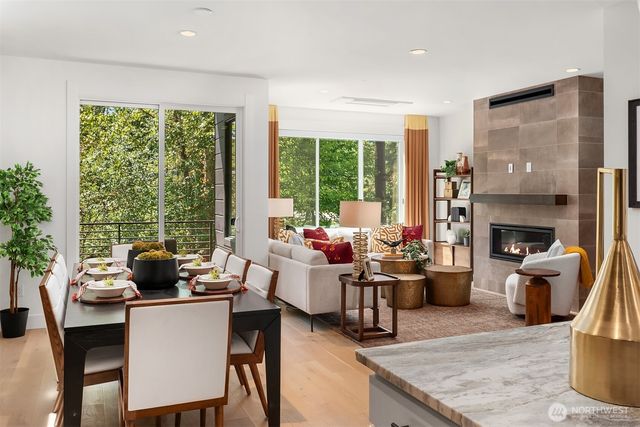 14821 Site 11 NE 2nd Court, Bellevue, WA 98007