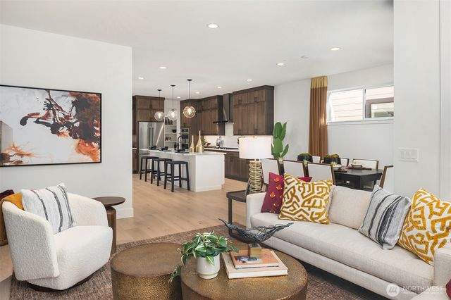 14821 Site 11 NE 2nd Court, Bellevue, WA 98007