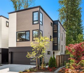 14821 Site 11 NE 2nd Court, Bellevue, WA 98007