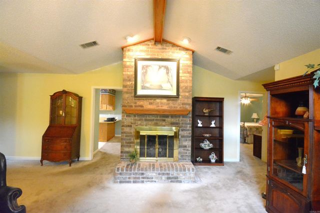 2318 Forest Creek Drive, Little Rock, AR 72211