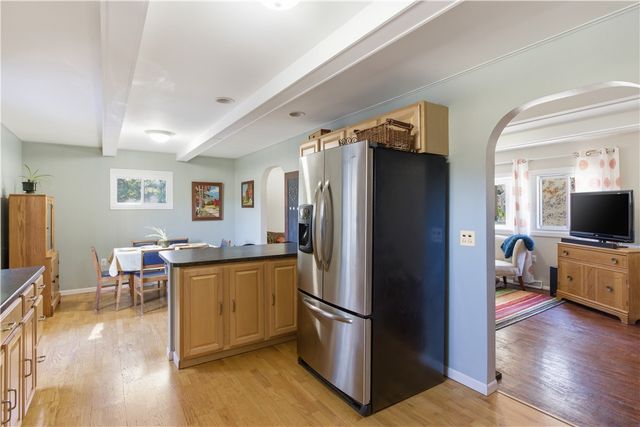 469 Mars Valencia Road, Adams Twp, PA 16059