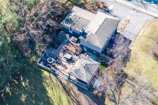 469 Mars Valencia Road, Adams Twp, PA 16059