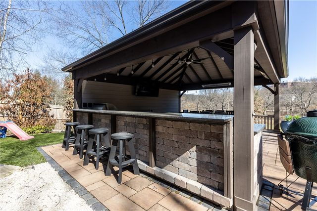 469 Mars Valencia Road, Adams Twp, PA 16059