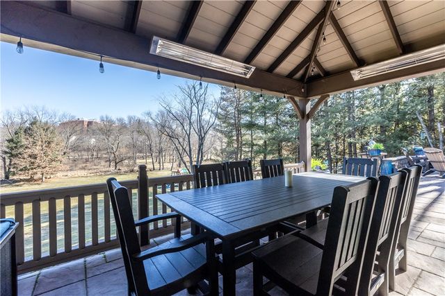 469 Mars Valencia Road, Adams Twp, PA 16059