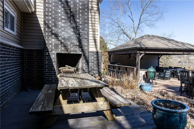 469 Mars Valencia Road, Adams Twp, PA 16059