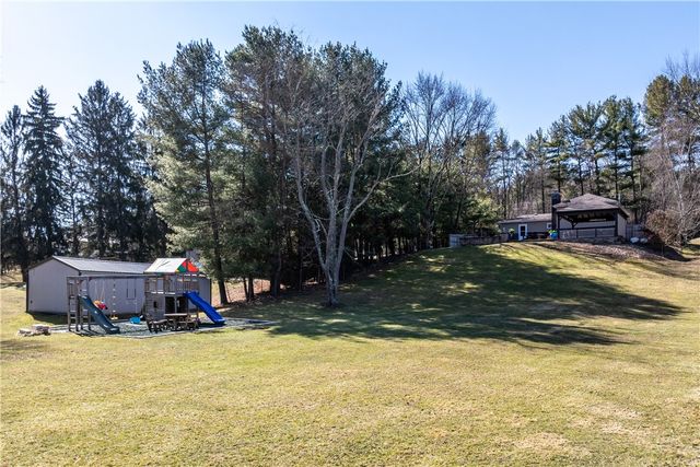 469 Mars Valencia Road, Adams Twp, PA 16059