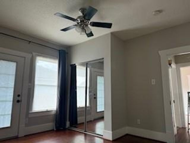 305 Enid Street, Houston, TX 77009