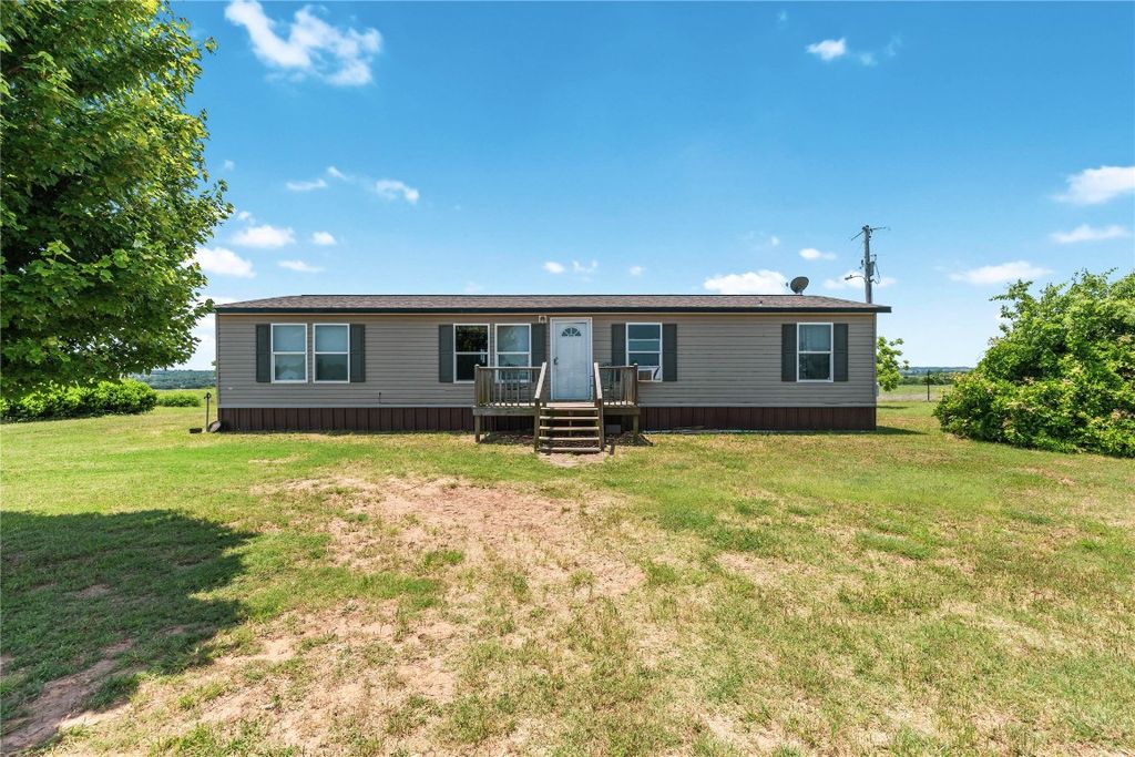 3177 County Street 2790, Cement, OK 73017