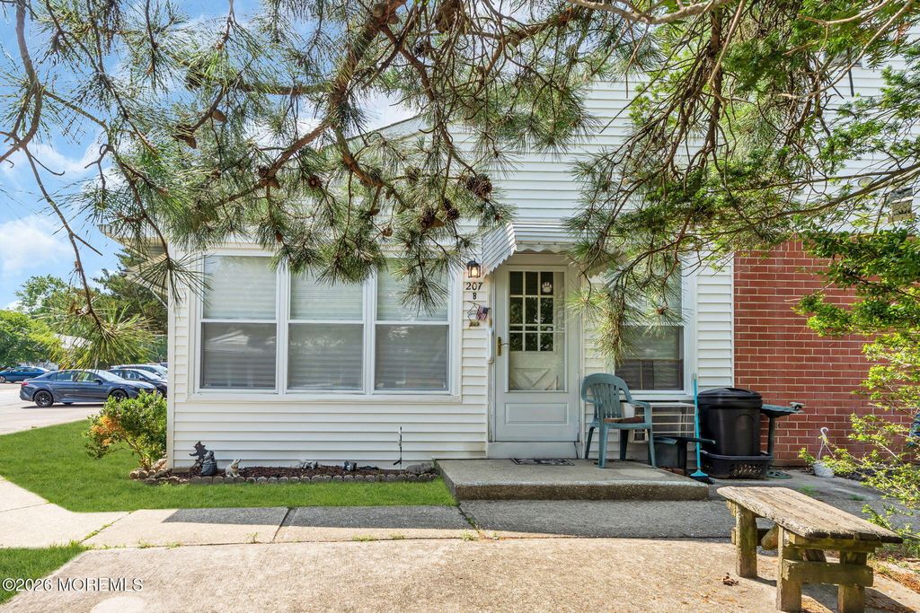 207B Laurel Place, Whiting, NJ 08759