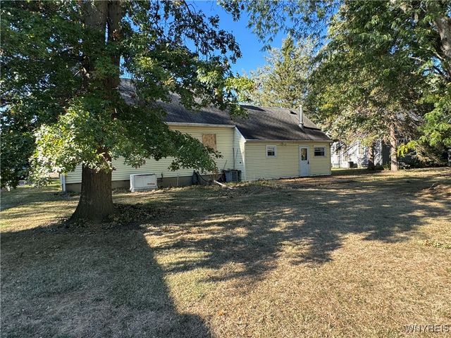 3992 Baisch Drive, Wheatfield, NY 14120