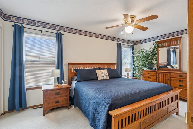 8616 Alpine Drive C, Urbandale, IA 50322