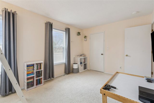 8616 Alpine Drive C, Urbandale, IA 50322