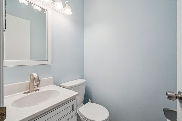 8616 Alpine Drive C, Urbandale, IA 50322